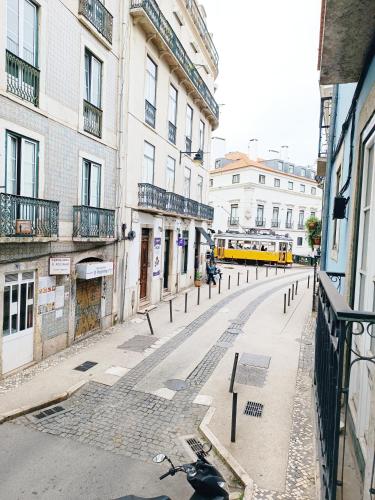 Lisbon Center Charm Apartment