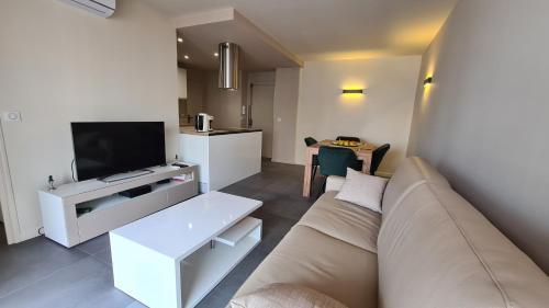 Face mer et plages appartement avec terrasse. photo 4