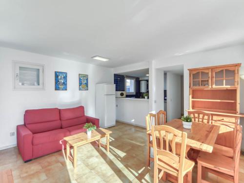 Apartment Platja de Roses-6 by Interhome