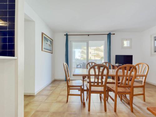 Apartment Platja de Roses-4 by Interhome