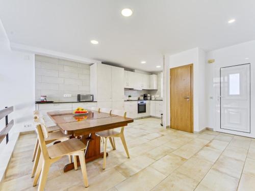 Holiday Home Port Emporda by Interhome