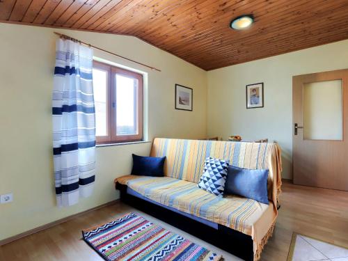 Apartment Ruža 1 by Interhome