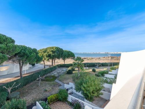 Apartment Le Flamant-4 by Interhome