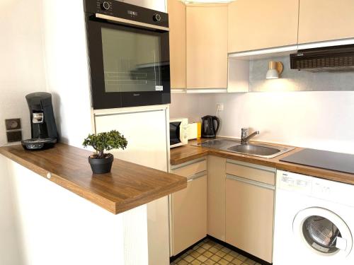 Apartment Claire-2 by Interhome