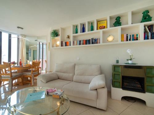 Apartment Oceanic-2 by Interhome
