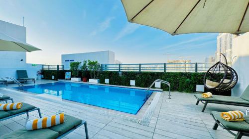 Hampton By Hilton Dubai Al Barsha Image