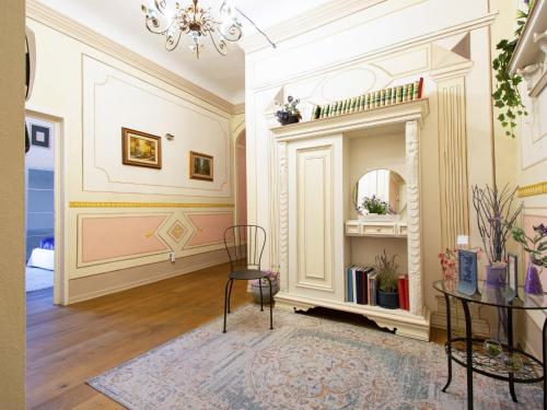 Apartment Bellevue Palazzo Pitti by Interhome