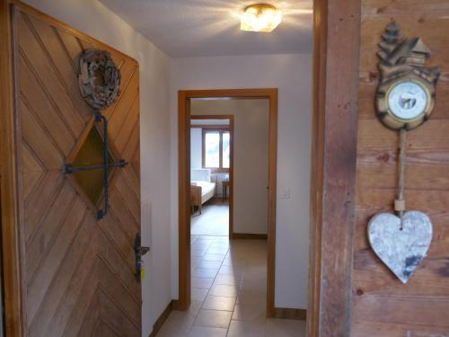 Apartment Chalet uf Duft by Interhome