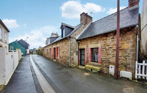 Nice Home In Ploubazlanec With Kitchen