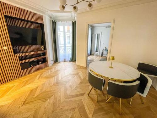 Arc de Triomphe - Triangle d’or