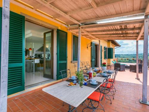 Μπαλκόνι ή βεράντα στο Apartment Casa Lensi by Interhome