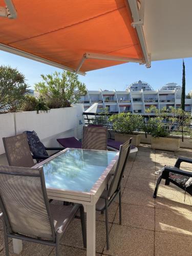 Sol-y-Days Flamants roses, grande terrasse et piscine