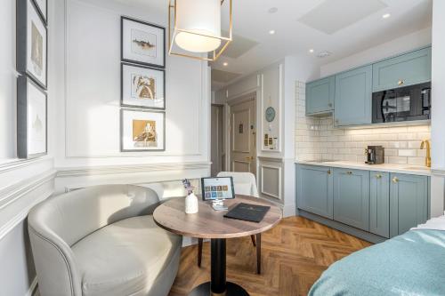 RÌGH Residences - George Street photo 60
