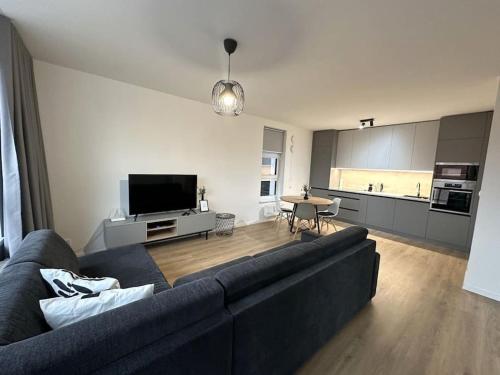 New apartment near Tipos Arena, free parking, Danubius One building