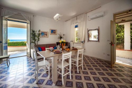 Fotografie z fotogalerie ubytování Villa Sofia Fronte Mare v destinaci Avola
