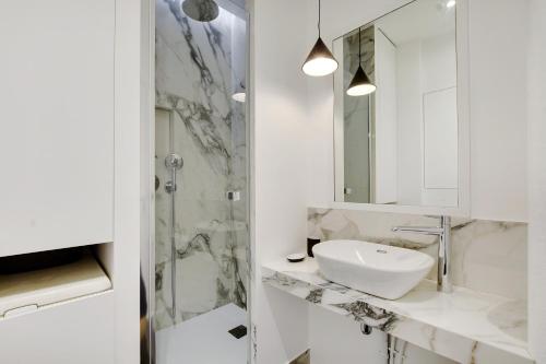 Pick A Flat's Apartment in Saint-Michel - Rue Pestalozzi