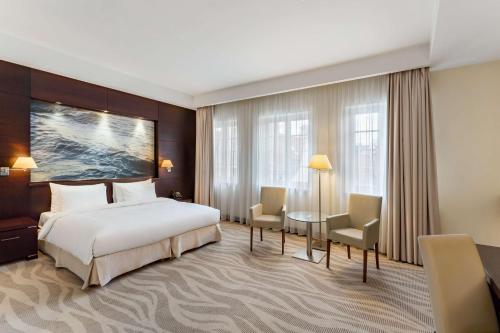 Postel nebo postele na pokoji v ubytování Radisson Blu Hotel, Gdańsk