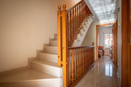 Φωτογραφία από το άλμπουμ του AT130 Casa con piscina privada, aire acondicionado y garaje σε Creixell
