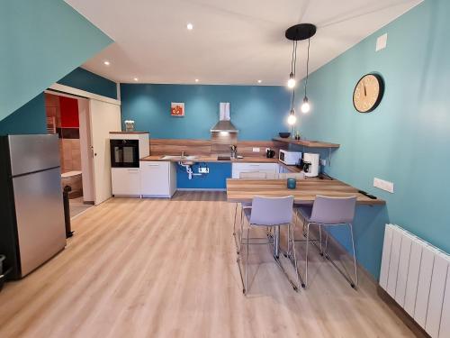 Foto Gîte de Plain-Pied avec Confort Moderne, Nature et Loisirs à Proximité - FR-1-584-184 1