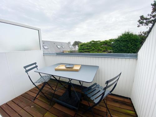 Photo de la galerie de l'établissement CORDELIERE - Duplex balcon, Plage 300m - T109, à Carnac