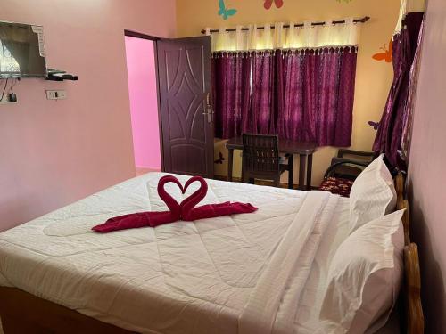 Кровать или кровати в номере MR Resort Room type