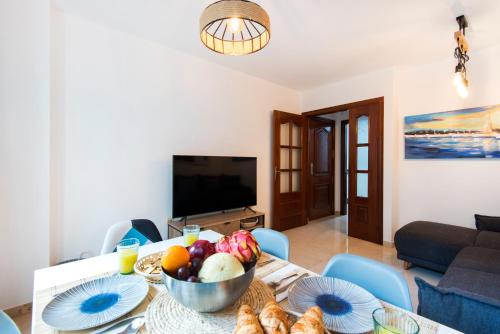 Victoria Square 2, Center Apartment