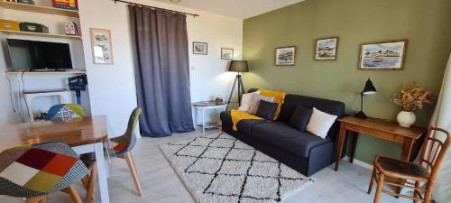 Ref 098 - Appartement moderne et rénove sur Port Crouesty pour quatre