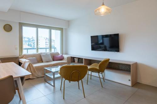 Nice bright one bedroom in the heart of Cannes