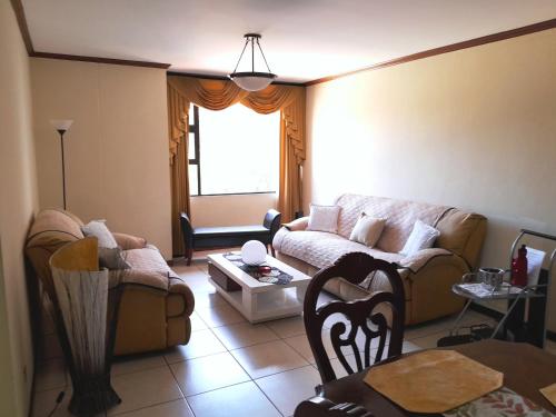 Gallery image of Comfortable Apartment with Free Parking in Guatemala