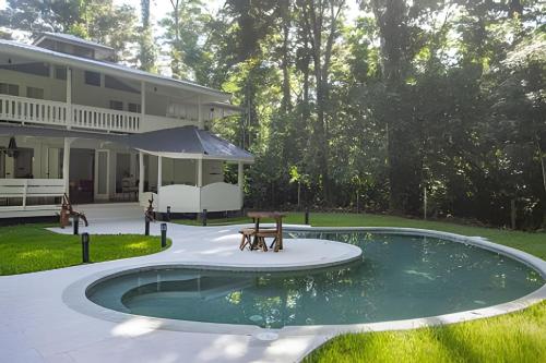 Luxury house in Punta Uva w/ pool