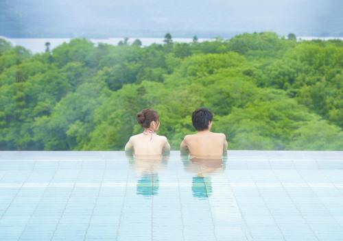 Un paisaje natural cerca del ryokan