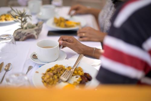 Makanan di atau berdekatan apartmen