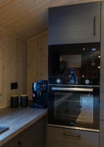 Кухня или мини-кухня в High standard cabin close to the Flå city center
