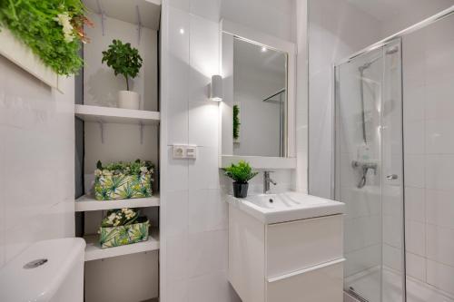 Et badeværelse på XPCE Rodeo Beach - Puerto Banus