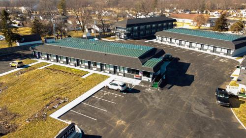 an overhead view of a building with a parking lot at Ashley Motel in Plainfield