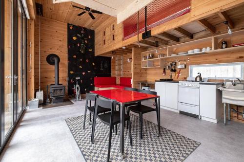 Η κουζίνα ή μικρή κουζίνα στο Cabin Zoobox des cervidés
