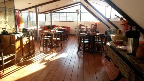 Restoran ili drugo mesto za obedovanje u objektu Hatun Quilla