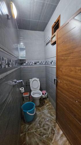 Kylpyhuone majoituspaikassa Aghroud imi ouadar