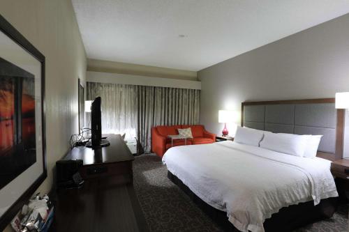 Postel nebo postele na pokoji v ubytování Hampton Inn Dyersburg