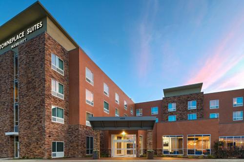 a rendering of the front of a building at TownePlace Suites by Marriott Dallas DFW Airport North/Irving in Irving