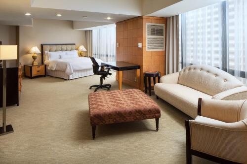 The Westin Bonaventure Hotel & Suites, Los Angeles photo 29