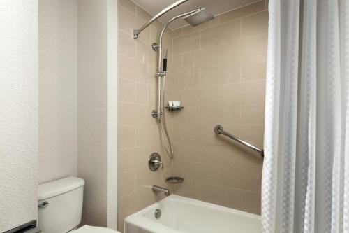 The Westin Bonaventure Hotel & Suites, Los Angeles photo 39