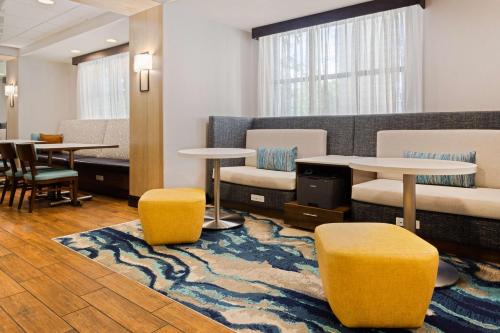 Hampton Inn Jacksonville-I-295 East/Baymeadows Image