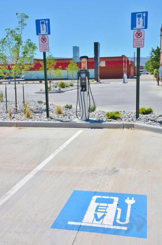 a parking meter in the middle of a street at Tru By Hilton Grand Junction Downtown in Grand Junction
