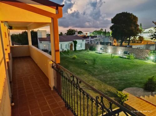 balcone con vista sul cortile di LO DE Estani a La Paz