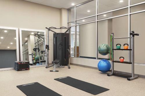 Γυμναστήριο ή/και όργανα γυμναστικής στο Hampton Inn Indianapolis Downtown IUPUI