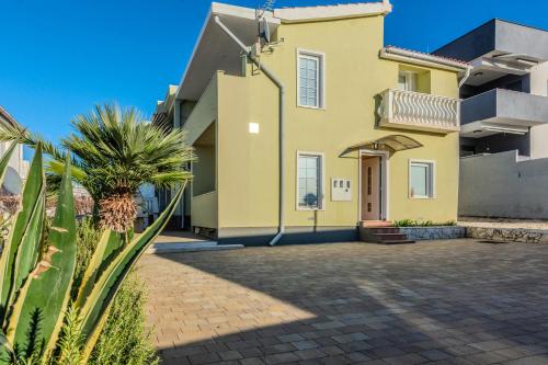 Apartments by the sea Vir - Lozice, Vir - 18593