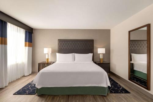 Homewood Suites by Hilton Indianapolis Downtown IUPUI Image