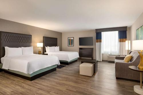 Homewood Suites by Hilton Indianapolis Downtown IUPUI Image