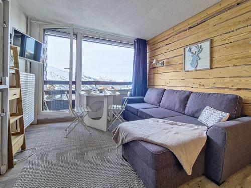 Studio rénové avec balcon - Quartier Croisette - FR-1-344-1162